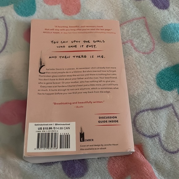 Girl In Pieces - Picture 2 of 3